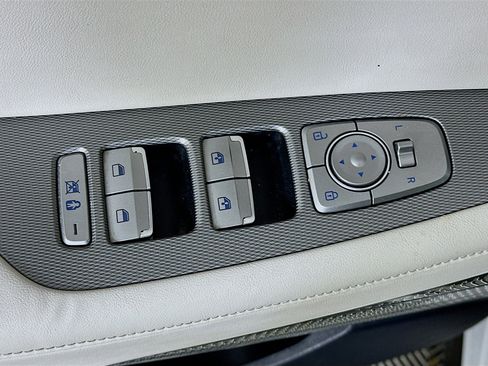 Used 2021 Hyundai Palisade Limited image 15