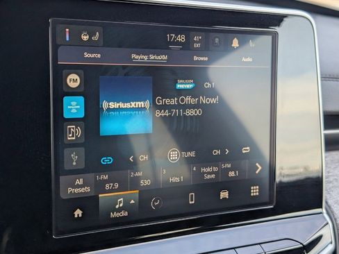 New 2026 Jeep Compass Latitude image 14