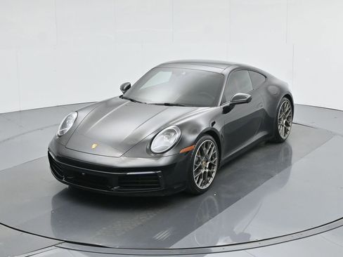 Used 2023 Porsche 911 Carrera image 38