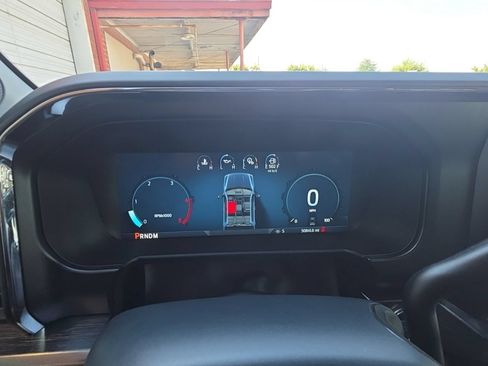 Used 2025 Ford F350 Lariat w/ Lariat Ultimate Package AWD/4WD image 21