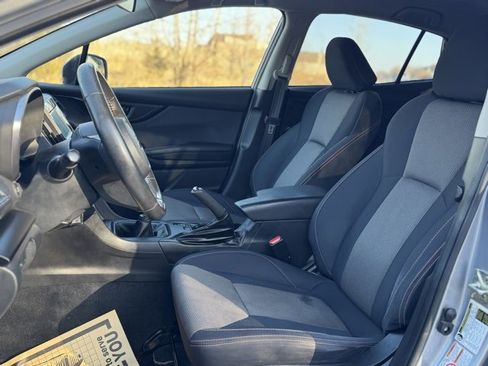 Used 2019 Subaru Crosstrek 2.0i Premium image 11