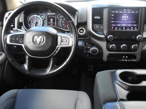 Certified 2020 RAM 1500 Big Horn AWD/4WD image 4