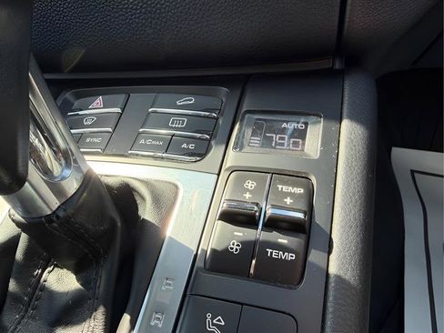 Used 2017 Porsche Macan S image 45