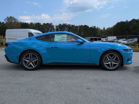 New 2025 Ford Mustang Coupe image 3