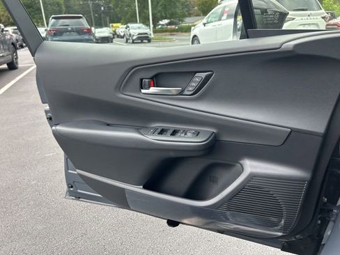 New 2026 Toyota Prius Plug-In Hybrid FWD image 27