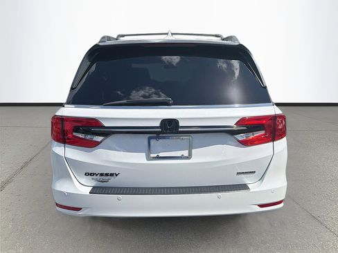 Used 2022 Honda Odyssey Touring image 5