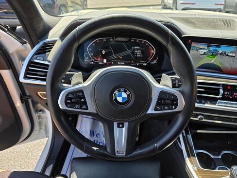 Used 2021 BMW X7 xDrive40i w/ M Sport Package image 16