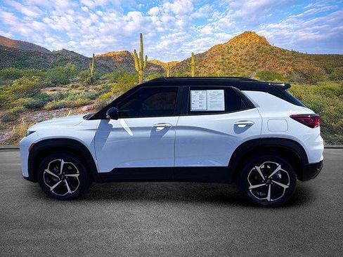 Used 2023 Chevrolet TrailBlazer RS w/ Convenience Package FWD image 8