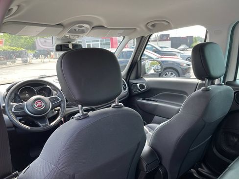 Used 2018 FIAT 500L Pop w/ Premium Group FWD image 16