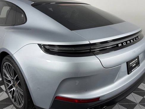 Certified 2024 Porsche Panamera 4 AWD/4WD image 12