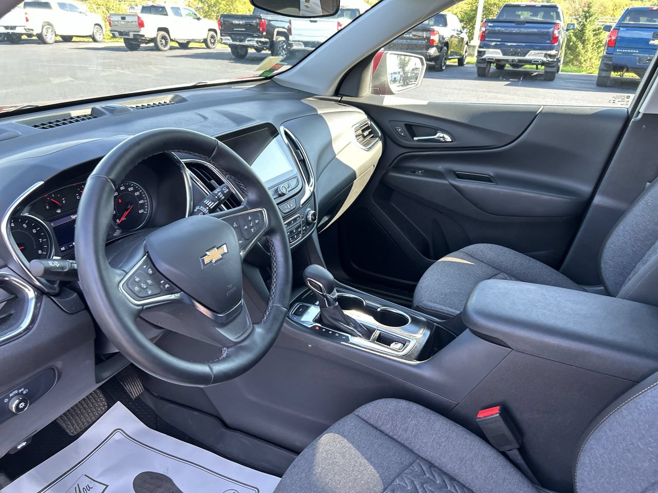 Used 2024 Chevrolet Equinox LT AWD/4WD image 25