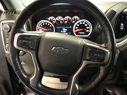 Used 2020 Chevrolet Silverado 1500 LT Trail Boss w/ Midnight Edition image 22