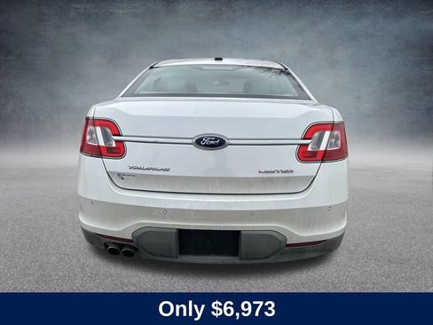 Used 2010 Ford Taurus Limited image 4