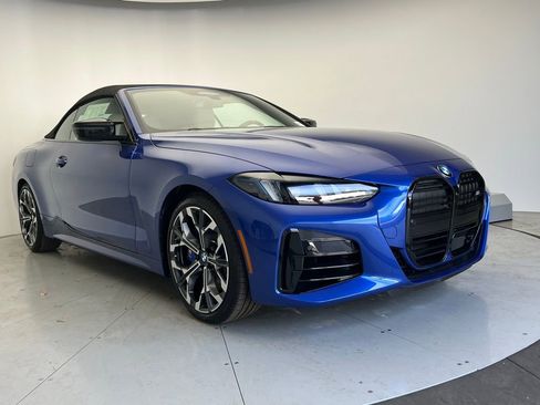 New 2026 BMW M440i Convertible image 4