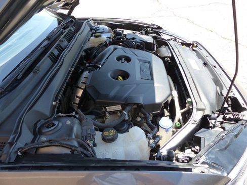 Used 2017 Ford Fusion SE AWD/4WD image 20