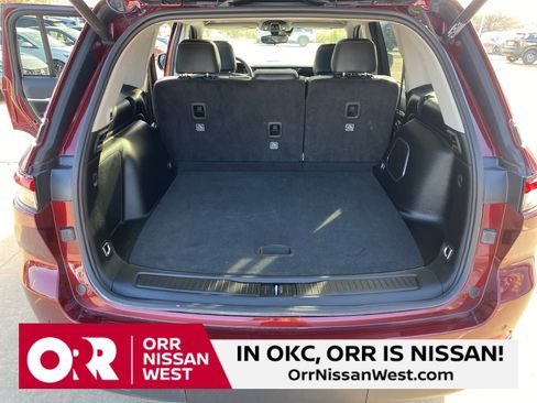 Used 2022 Jeep Grand Cherokee Limited 4xe image 18