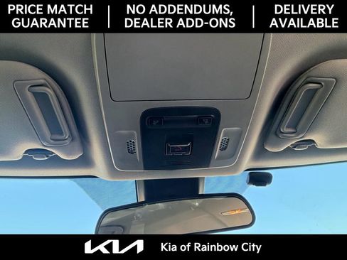 Used 2024 Toyota Camry SE image 28