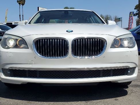 Used 2012 BMW 740Li image 5