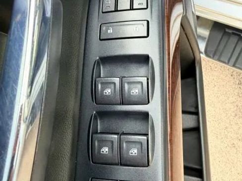 Used 2017 GMC Sierra 1500 SLT image 30