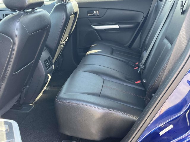 Used 2013 Ford Edge SEL FWD image 16
