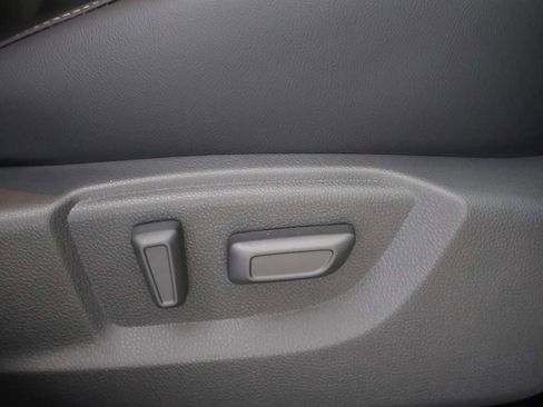 New 2025 Mitsubishi Eclipse Cross SEL image 34