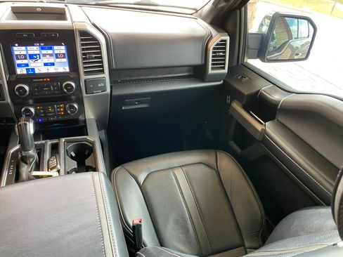 Used 2019 Ford F150 Platinum AWD/4WD image 25