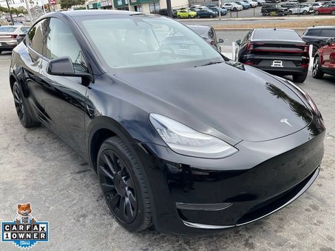Used 2023 Tesla Model Y Long Range AWD/4WD image 81