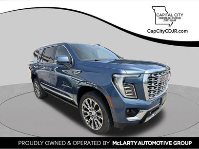 Used 2025 GMC Yukon Denali w/ Sun & Power Step Package