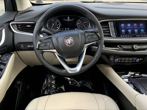 Used 2023 Buick Enclave Avenir w/ Avenir Technology Package image 4
