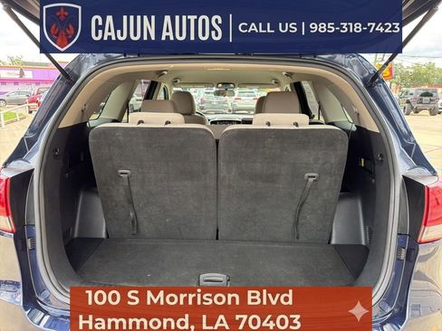 Used 2020 Kia Sorento LX FWD image 17