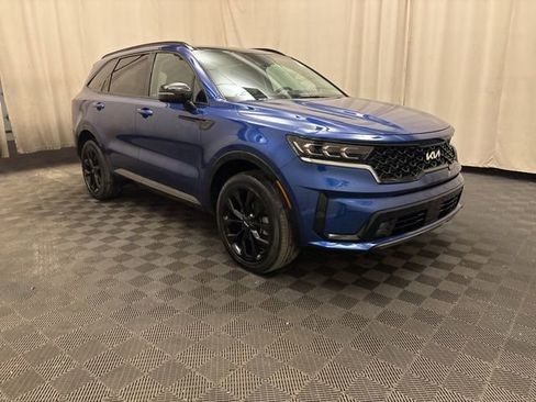 Certified 2023 Kia Sorento SX image 3