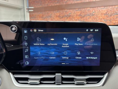 Used 2026 Chevrolet Equinox LT w/ Convenience Package II FWD image 19