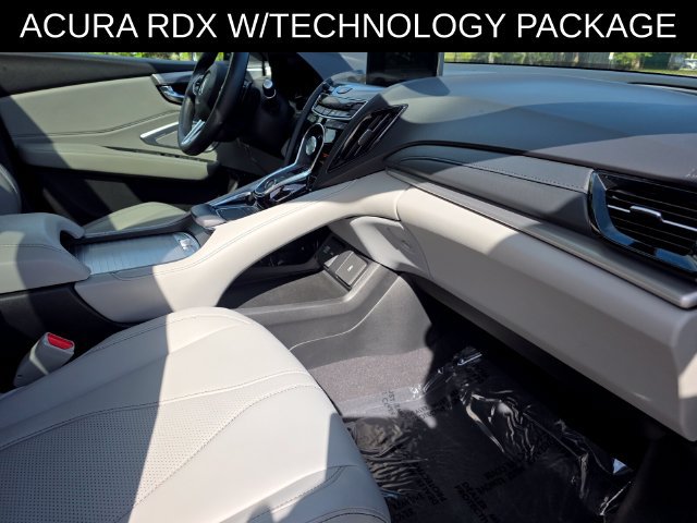 Used 2019 Acura RDX w/ Technology Package AWD/4WD image 9