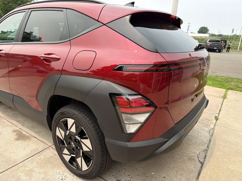Used 2024 Hyundai Kona SEL w/ Convenience Package AWD/4WD image 19