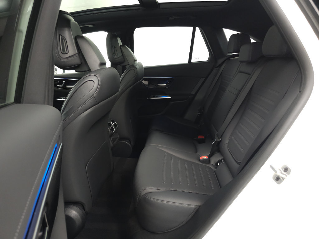 Certified 2026 Mercedes-Benz GLC 300 4MATIC image 23