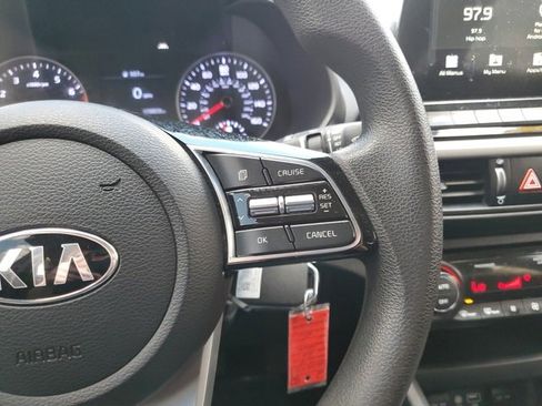 Used 2019 Kia Forte LXS image 12