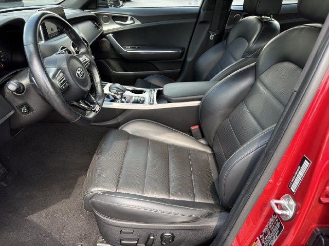 Used 2021 Kia Stinger GT2 RWD image 31