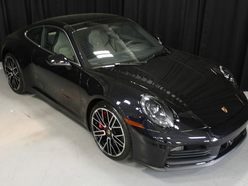 New 2026 Porsche 911 Carrera 4S image 10