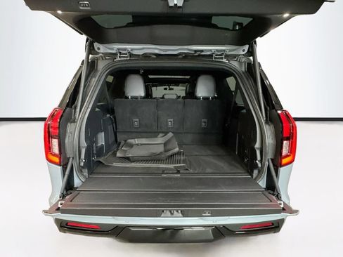 Used 2026 Ford Expedition Max Platinum w/ Stealth Performance Package AWD/4WD image 31