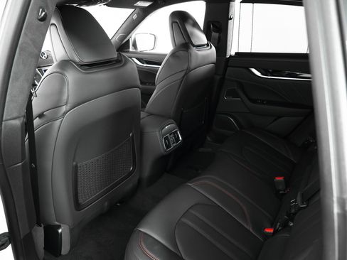 New 2024 Maserati Levante GT Ultima image 34