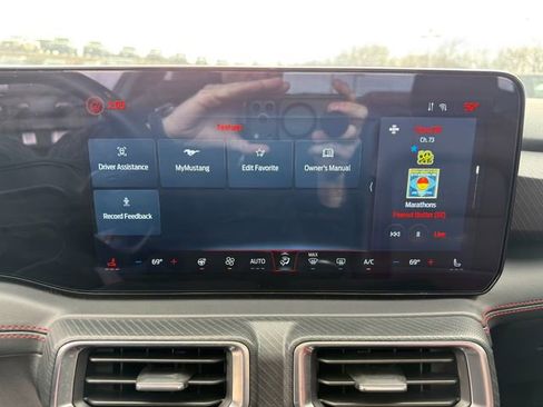 Used 2025 Ford Mustang GT Premium image 26