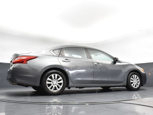 Used 2017 Nissan Altima 2.5 S w/ Power Driver Seat Package FWD image 22