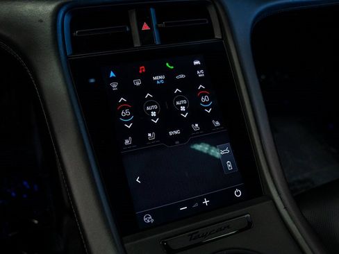 Used 2022 Porsche Taycan 4S image 48