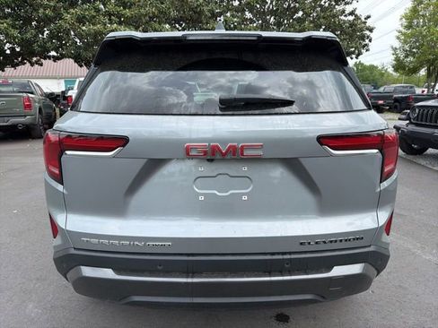 Used 2025 GMC Terrain Elevation image 7