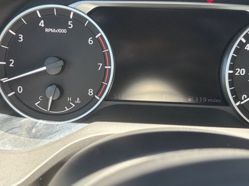 Used 2024 Nissan Rogue SV AWD/4WD image 21