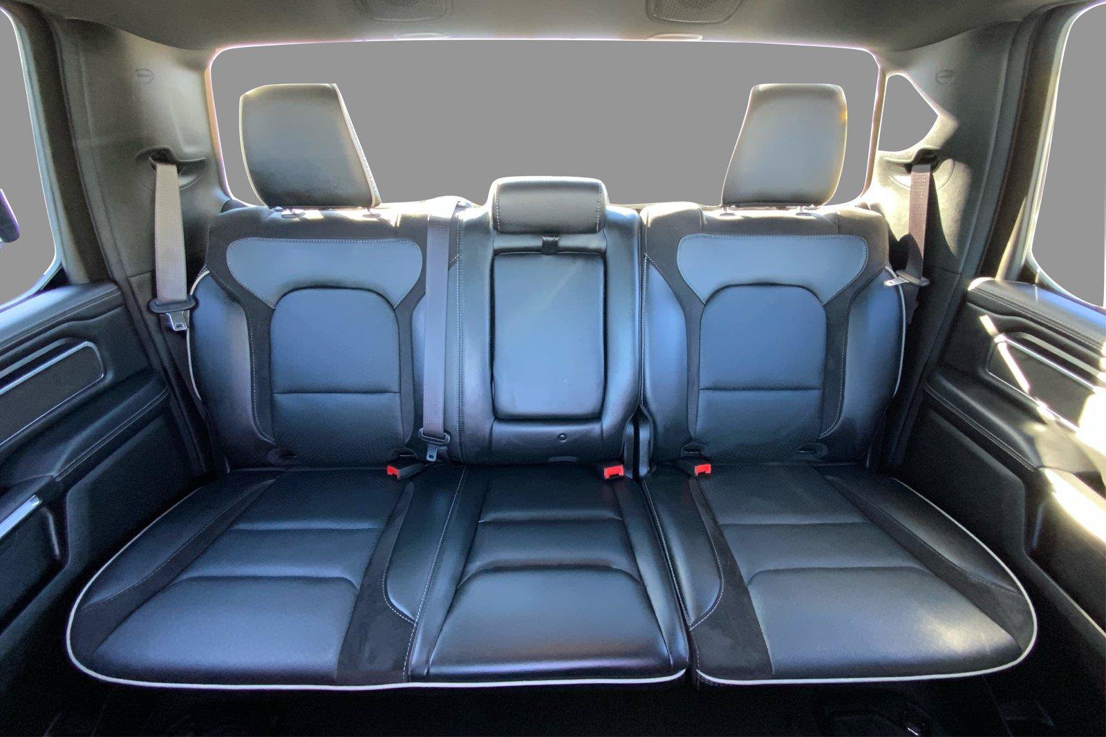 Used 2024 RAM 1500 Laramie AWD/4WD image 14