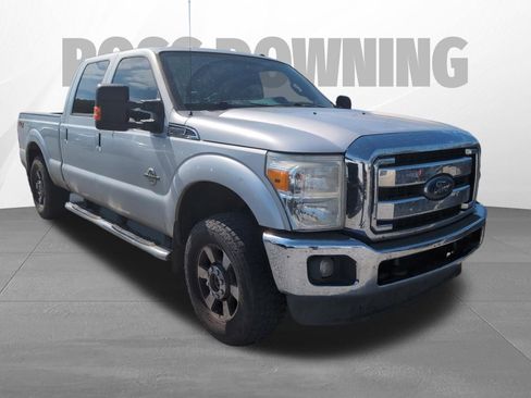 Used 2014 Ford F250 Lariat w/ Lariat Interior Package AWD/4WD image 2