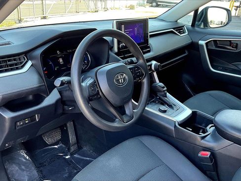 Used 2024 Toyota RAV4 LE image 13
