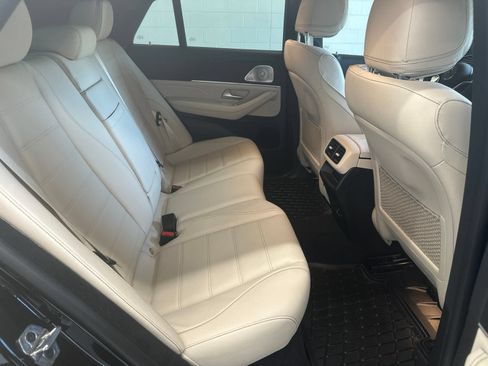 Used 2025 Mercedes-Benz GLE 450 4MATIC Coupe image 12