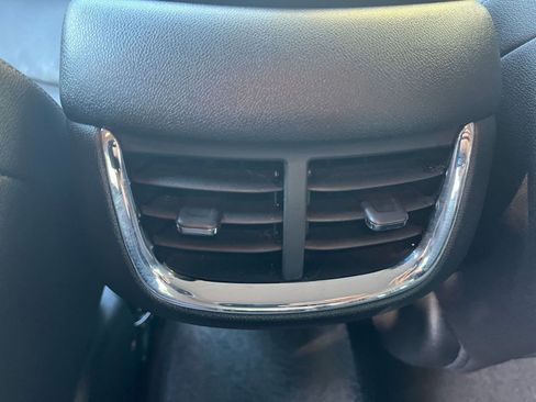 Used 2024 Chevrolet Malibu LT image 24